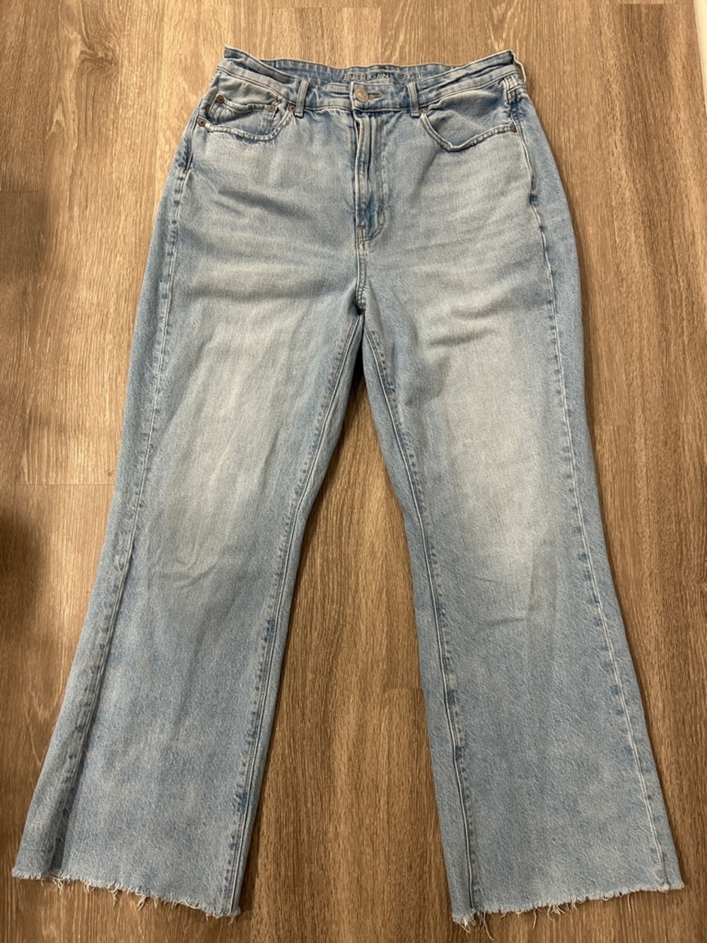 American Eagle Outfitters - Highest Rise 90s Flare Jeans